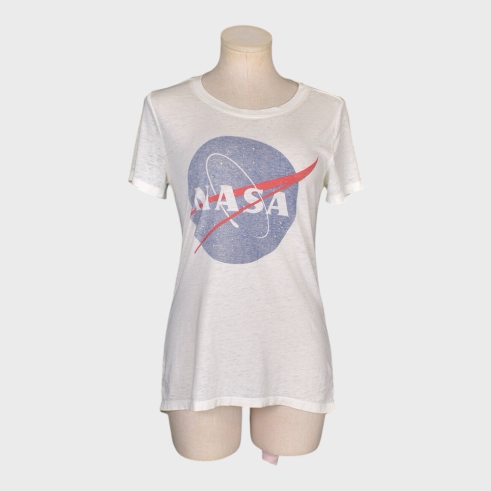 Zoe + Liv NASA Logo Graphic Short Sleeve T Shirt‎